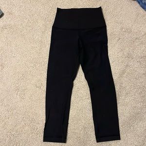 black lululemon pants